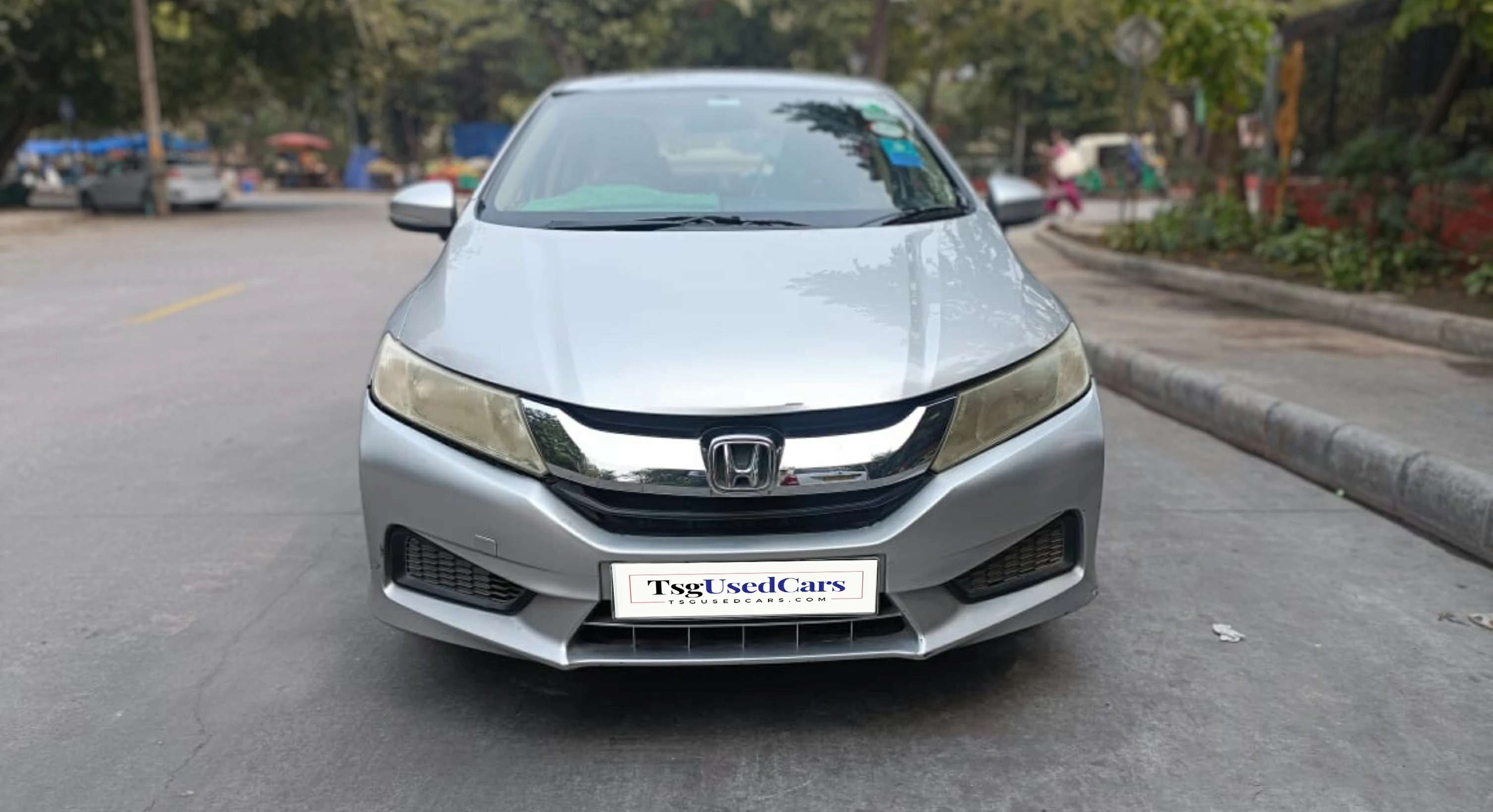 buy used Honda City V CVT