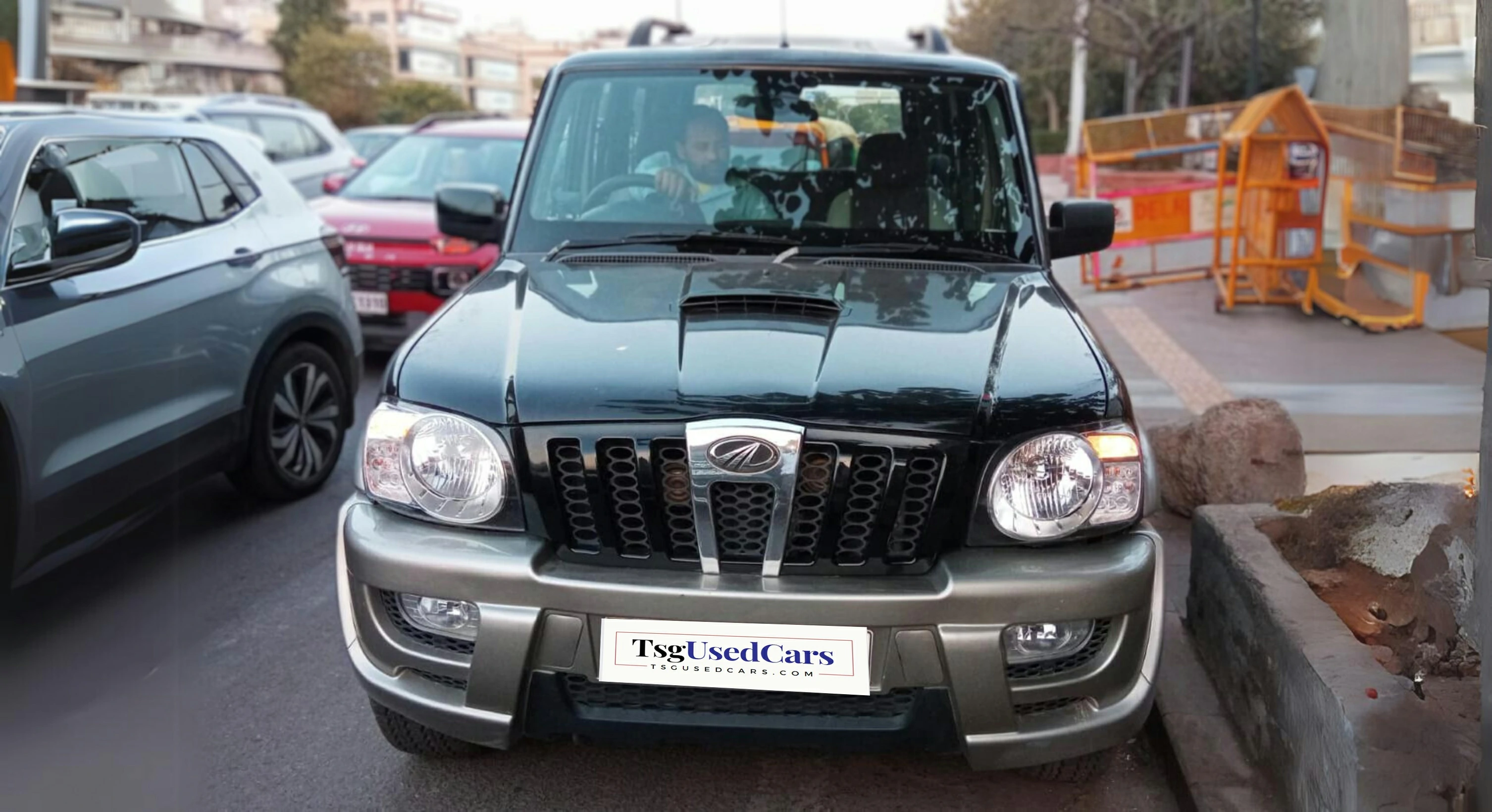 MAHINDRA SCORPIO VLX 7STR 2014