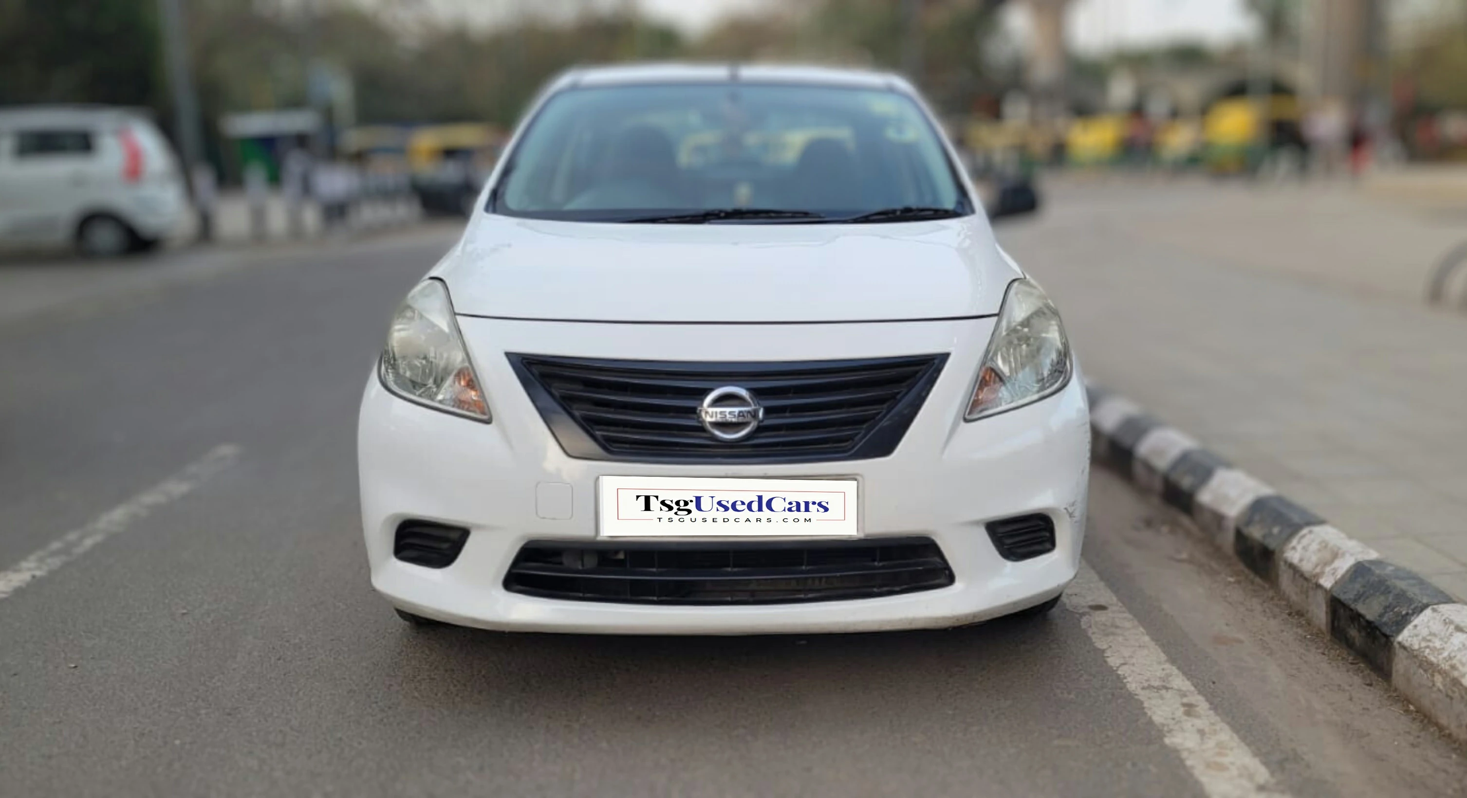 NISSAN SUNNY XE 2013