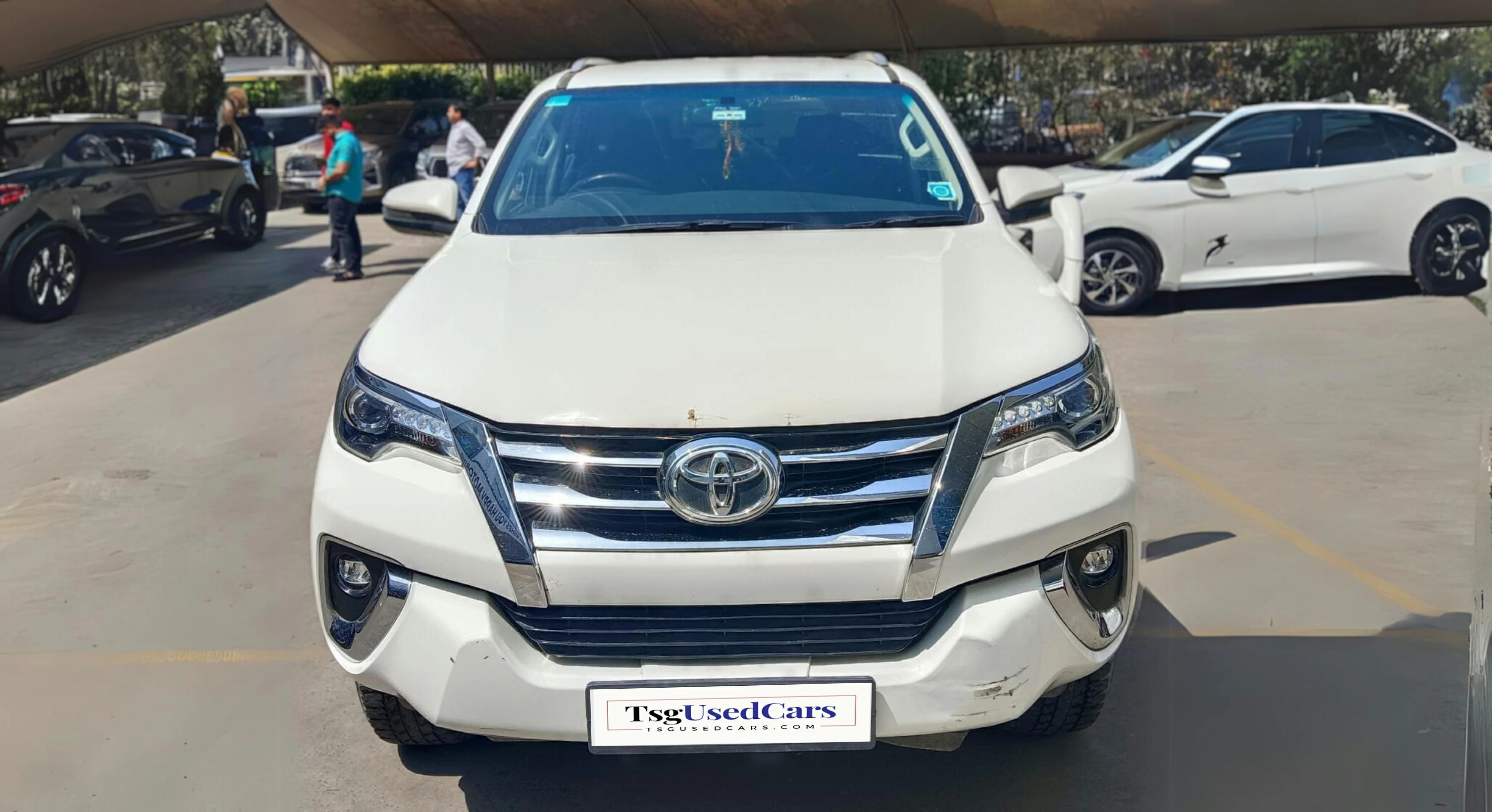 TOYOTA MOTORS	FORTUNER 4*2 MT 20