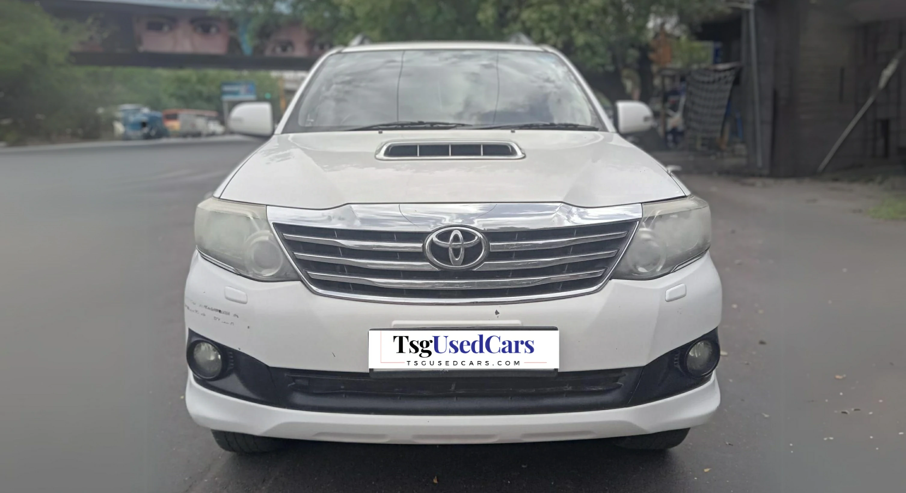 USED TOYOTA FORTUNER