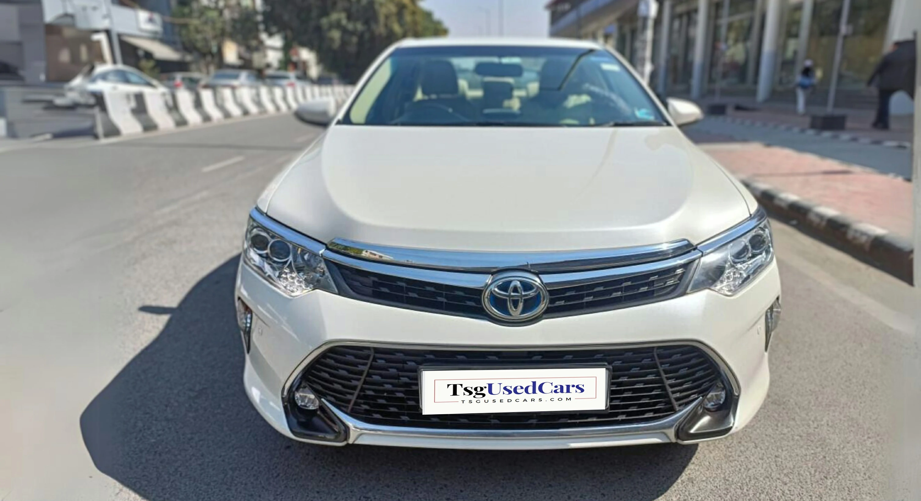 TOYOTA MOTORS CAMRY HYBRID 2017