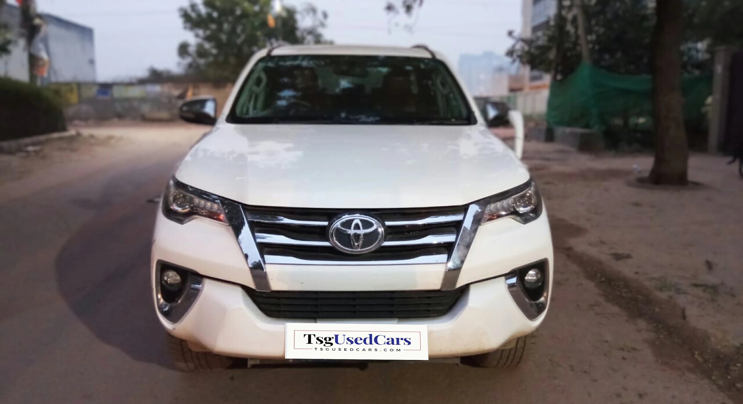 USED TOYOTA FORTUNER