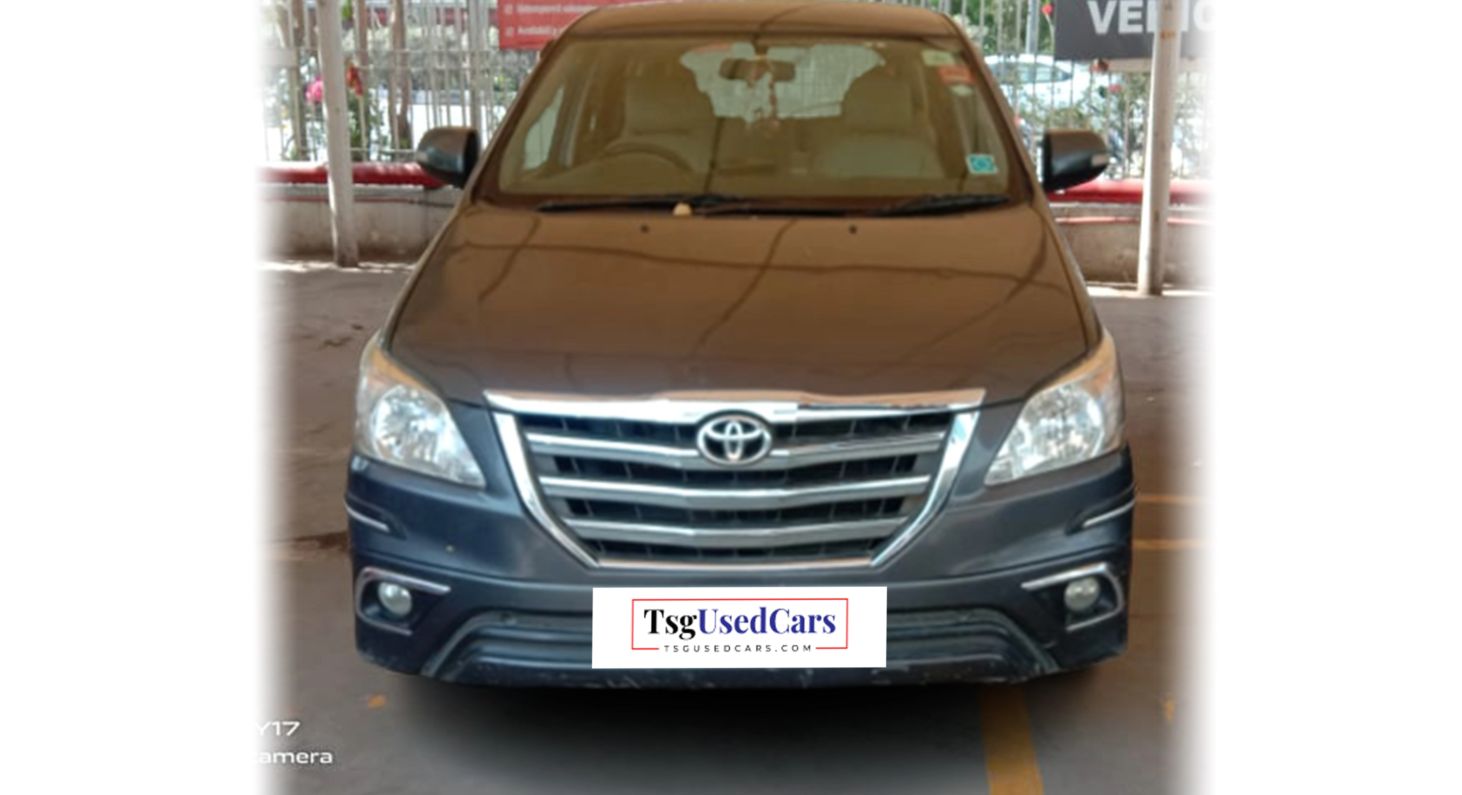 USED TOYOTA INNOVA 2015