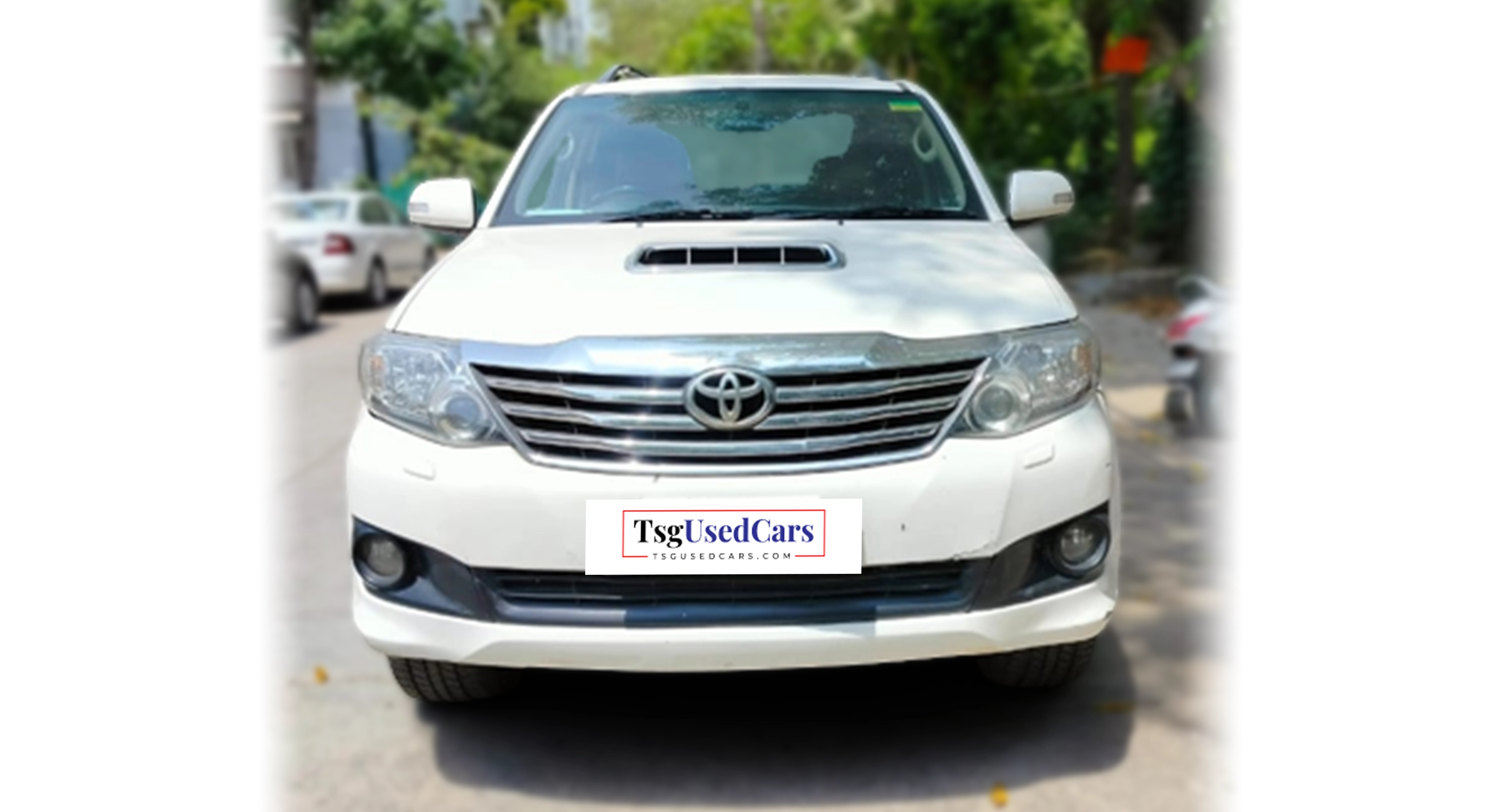 TOYOTA FORTUNER 4*2 AT 2013