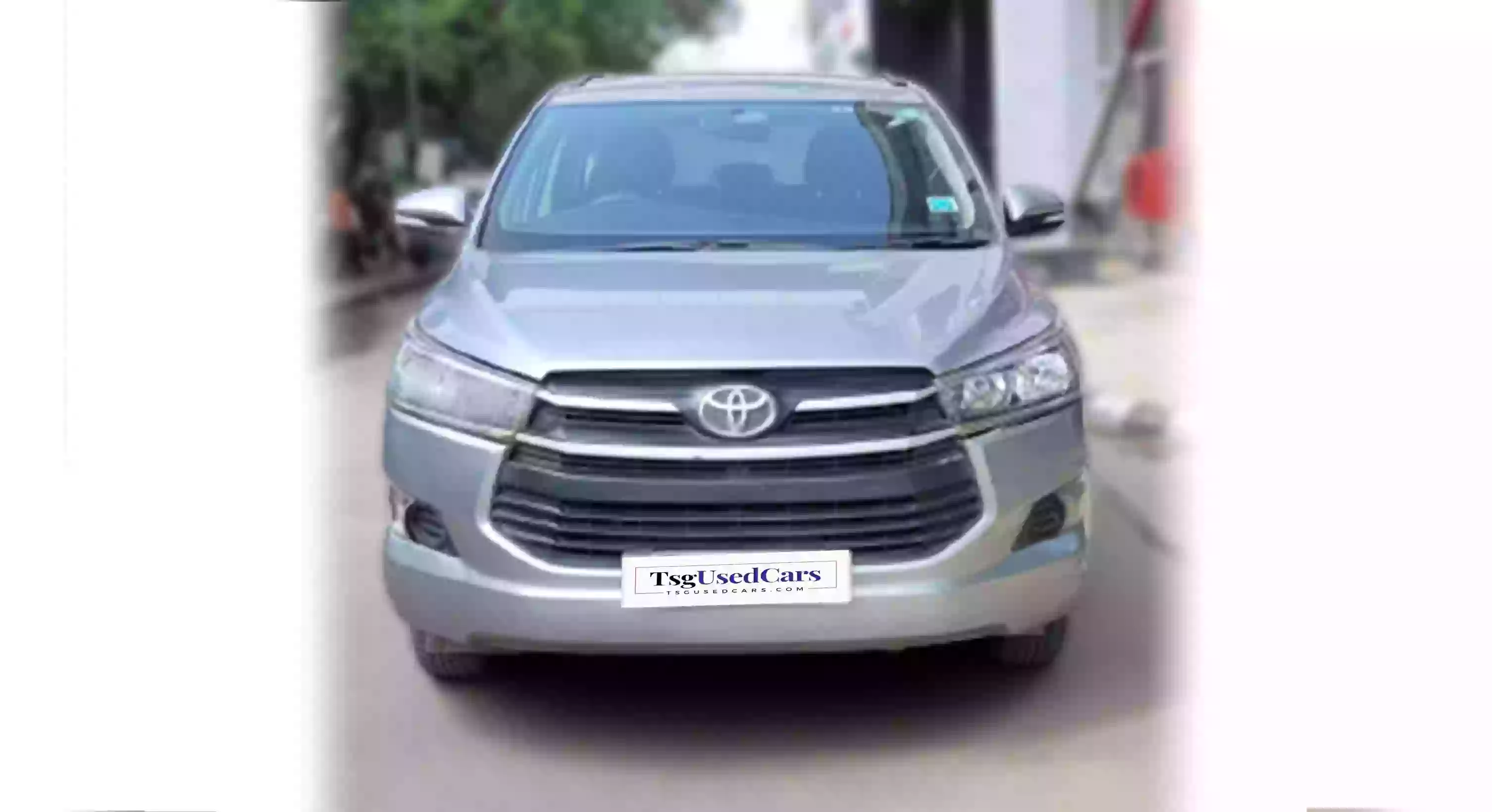 Used Toyota Innova Crysta G 8STR